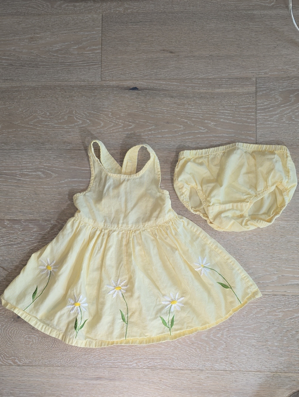 GAP Daisy Embroidered Sundress with Bloomers 12-18 Mos.